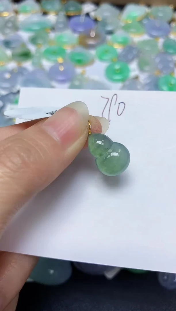 翡翠18K金镶嵌颈饰 天然翡翠A货