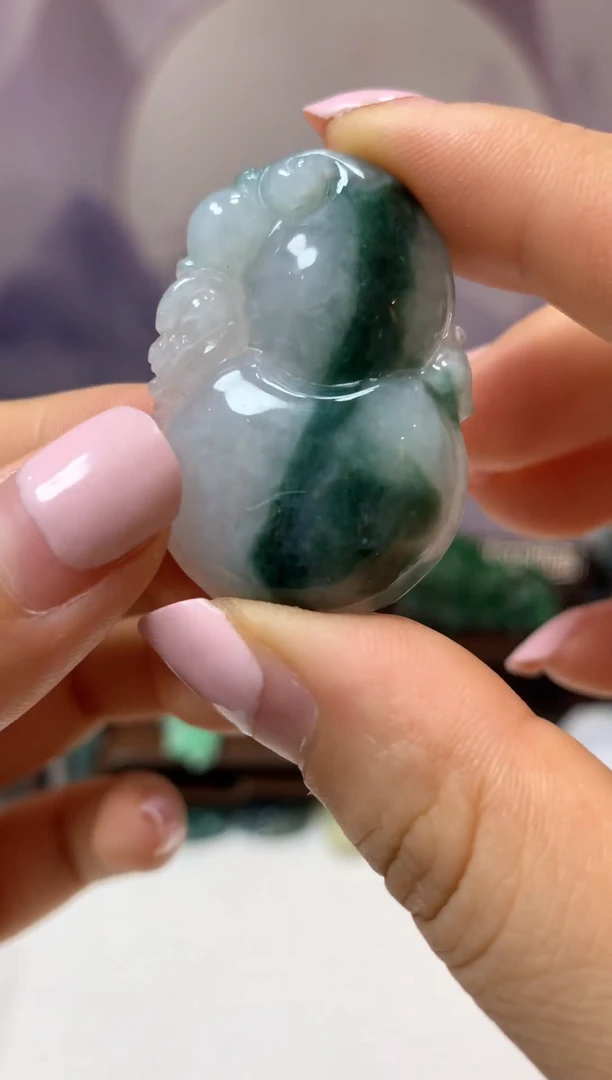 翡翠挂件未镶嵌翡翠挂件