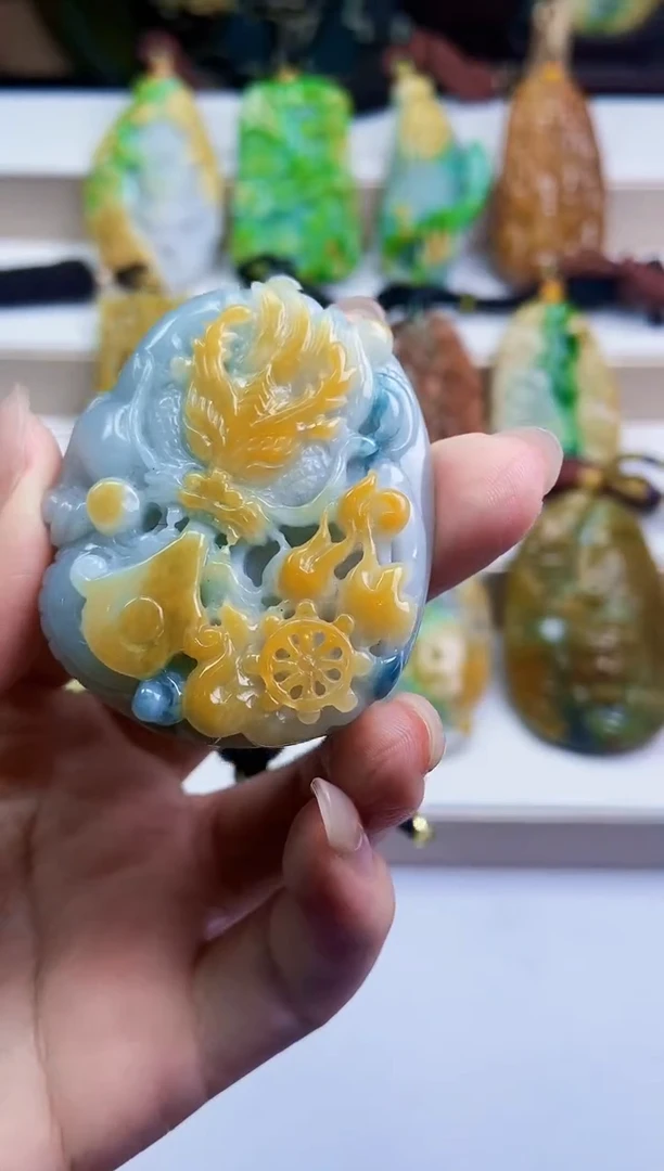 颈饰未镶嵌翡翠翡翠A货