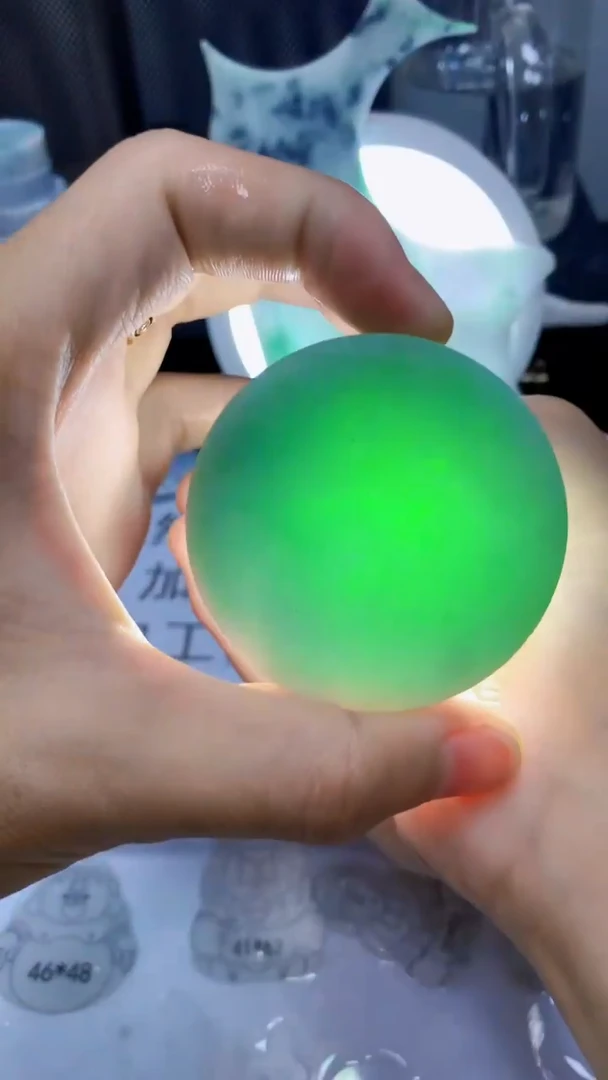 翡翠裸石缅甸天然A货翡翠Q7412