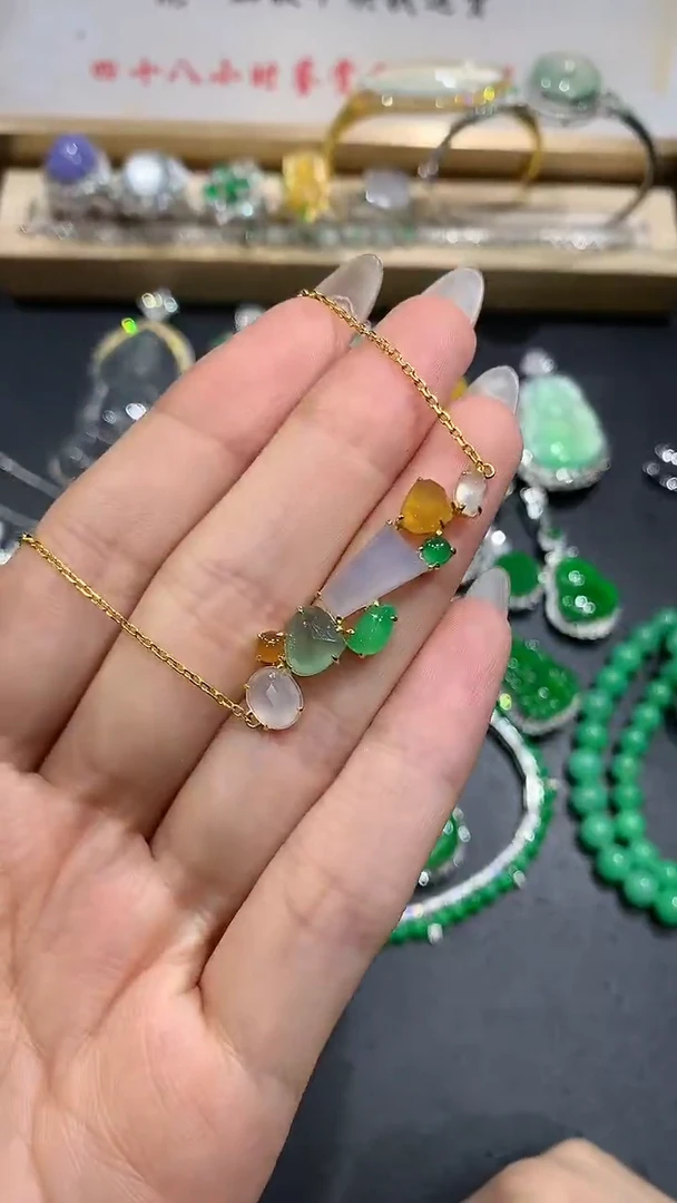 【闪购商品】翡翠手链18K金镶嵌2团购
