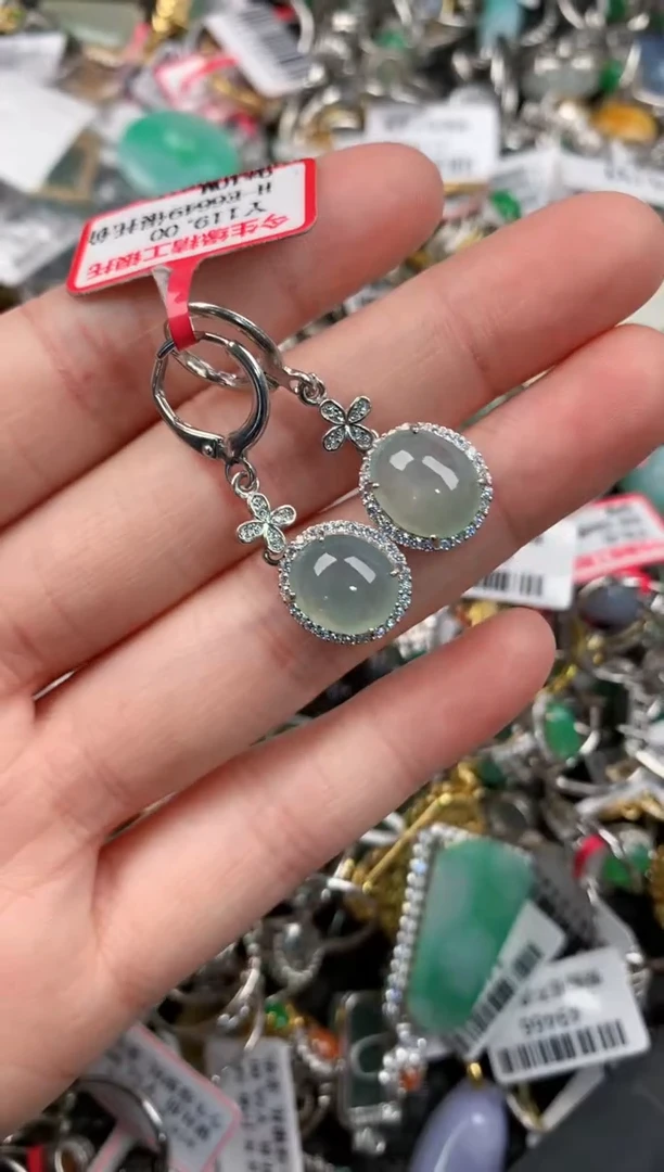 银S925镶嵌戒指翡翠333        5