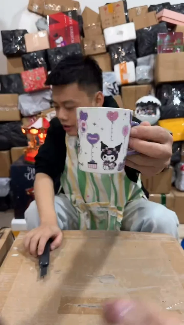瓷片爱心把手库洛米马克杯