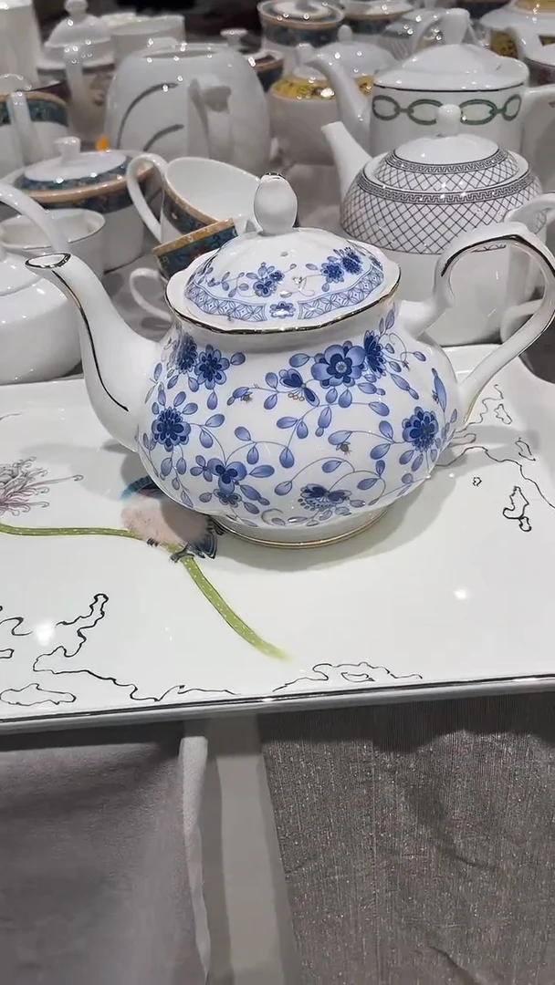 瓷书韵幽香美式壶