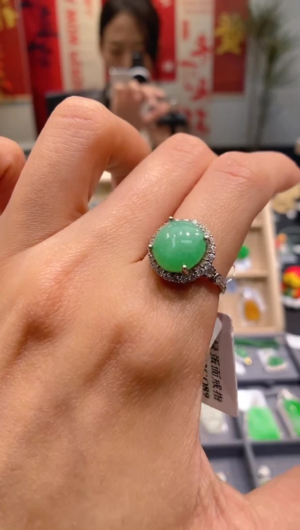 【闪购商品】翡翠吊坠(不含链)银S925镶嵌蛋面戒指