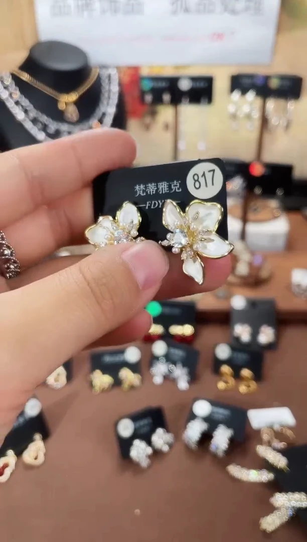 合金925银锆石梵817