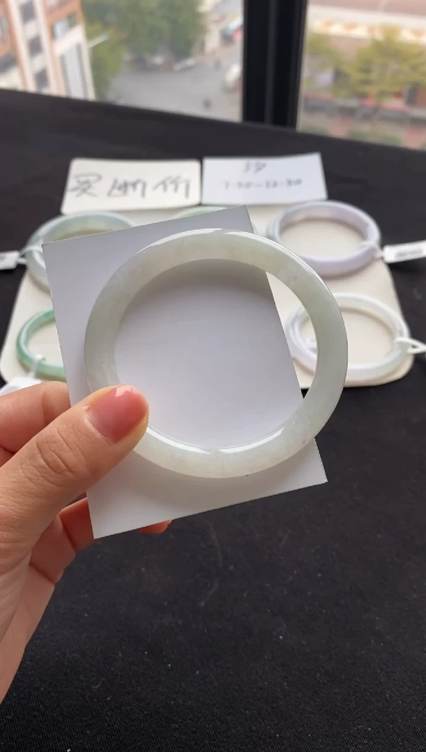 【闪购商品】翡翠手镯（圆镯）未镶嵌58圆条--不退不换