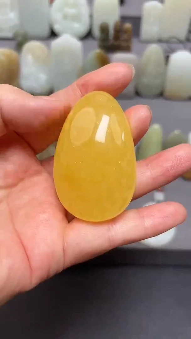 蜜蜡颈饰未镶嵌.