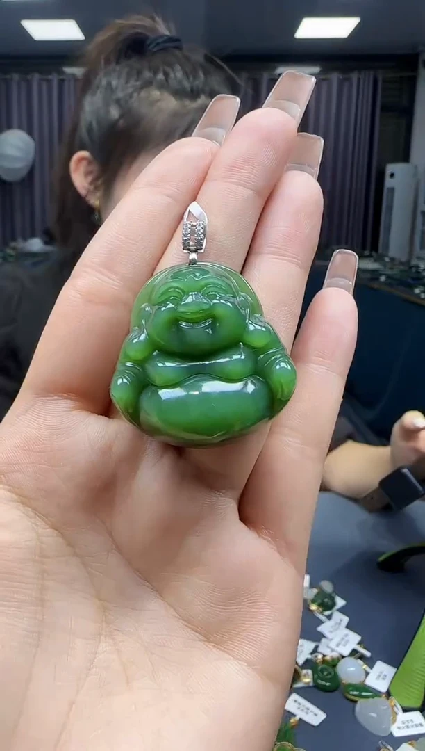 【闪购商品】和田玉挂件18K金镶嵌1