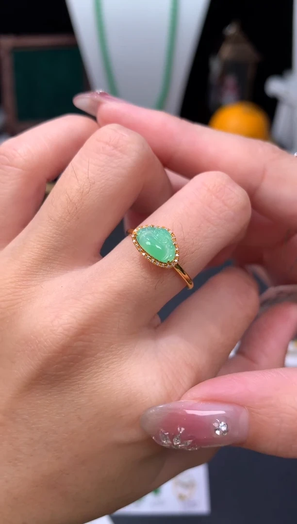 18K金镶嵌定制翡翠48小时鉴赏期 退货不扣服务费