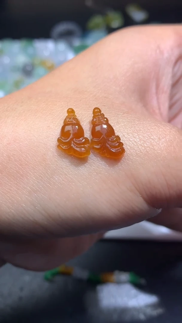 未镶嵌定制翡翠毛货