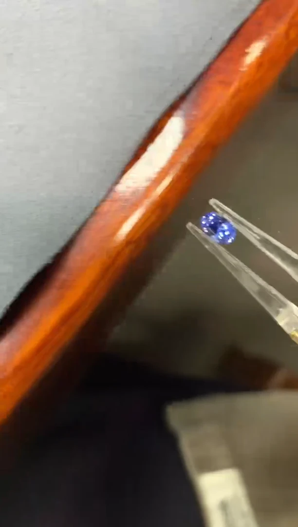 裸石蓝宝石0.88ct 15 CGI