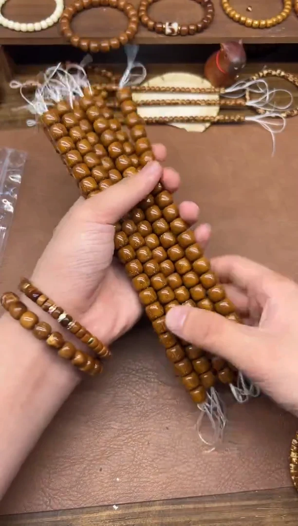 紫金鼠手串姜黄皮纯实心卡11.5道珠 首发价