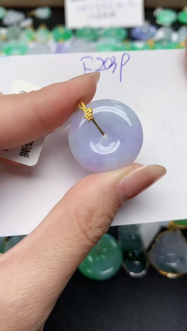 颈饰18K金镶嵌翡翠天然缅甸A货翡翠百元以上9元证书费自理