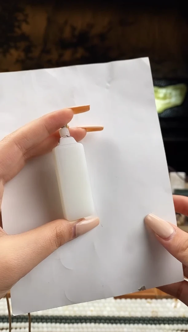 颈饰未镶嵌和田玉脂白级 平安无事牌 56X20X9.5mm