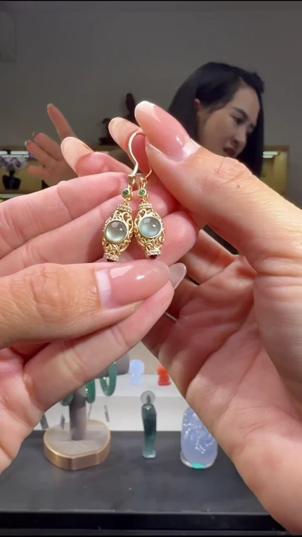 未镶嵌翡翠耳饰耳饰（多样性发其一对）