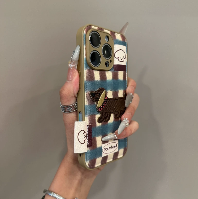 趣味立体可爱卡通小狗苹果16promax手机壳iPhone15/14情侣款13/12