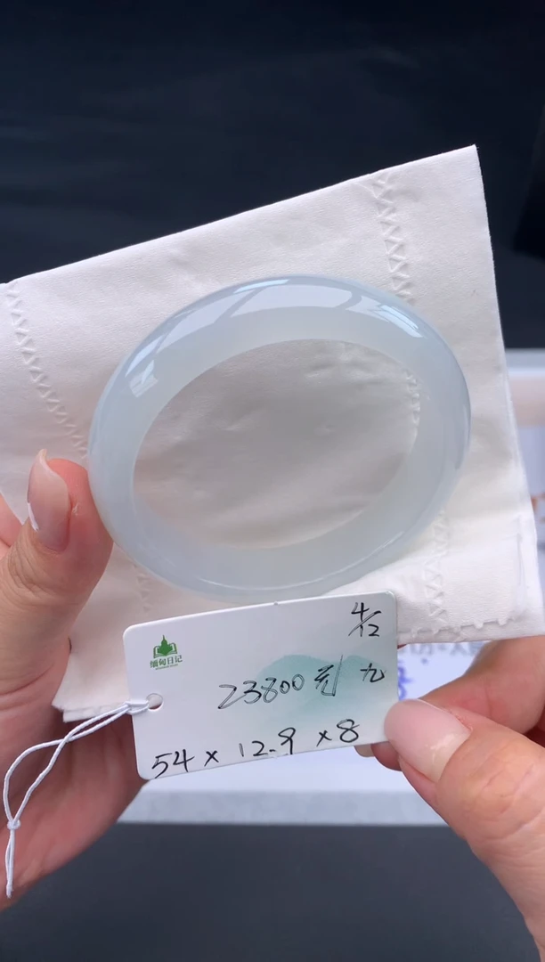 未镶嵌手镯翡翠翡翠自带#送人#，假一赔三