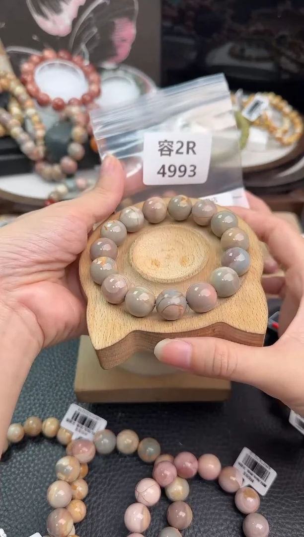 未镶嵌手链石英质玉M****a2R4993