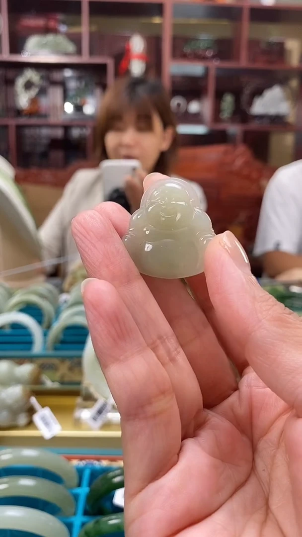 颈饰未镶嵌和田玉和田玉佛公吊坠30mm