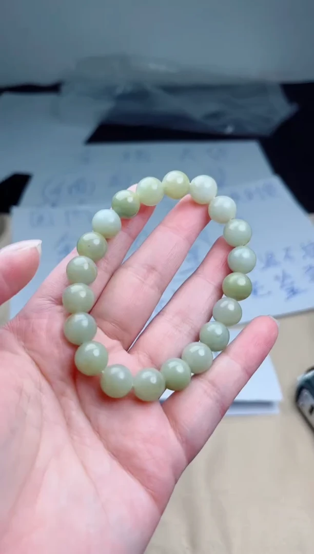 翡翠未镶嵌颈饰珠串