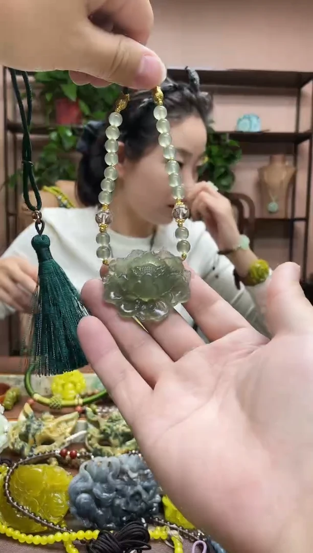 未镶嵌岫玉吊坠·1