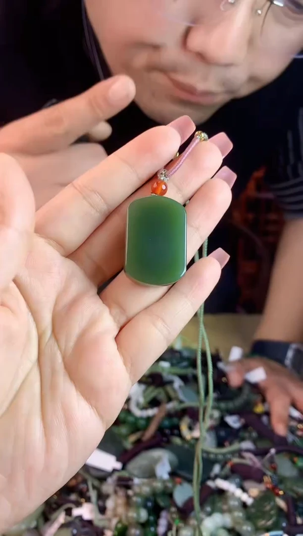 【闪购商品】和田玉挂件未镶嵌多样性发货拍一发一