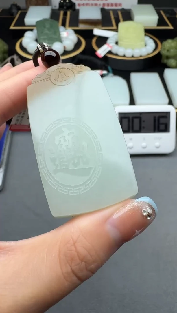 颈饰未镶嵌和田玉3