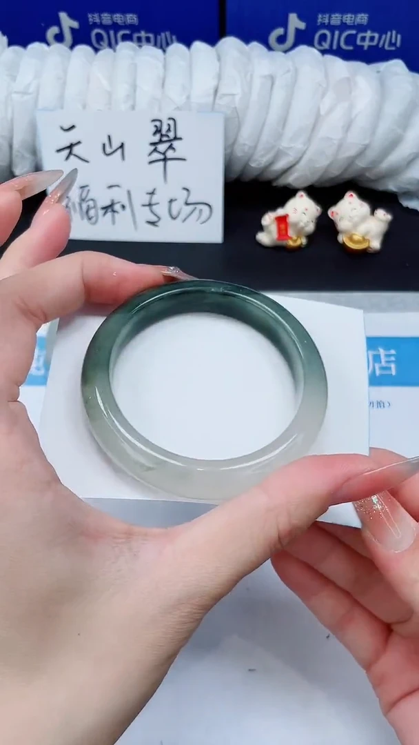 未镶嵌手镯石英质玉A25-52`53`