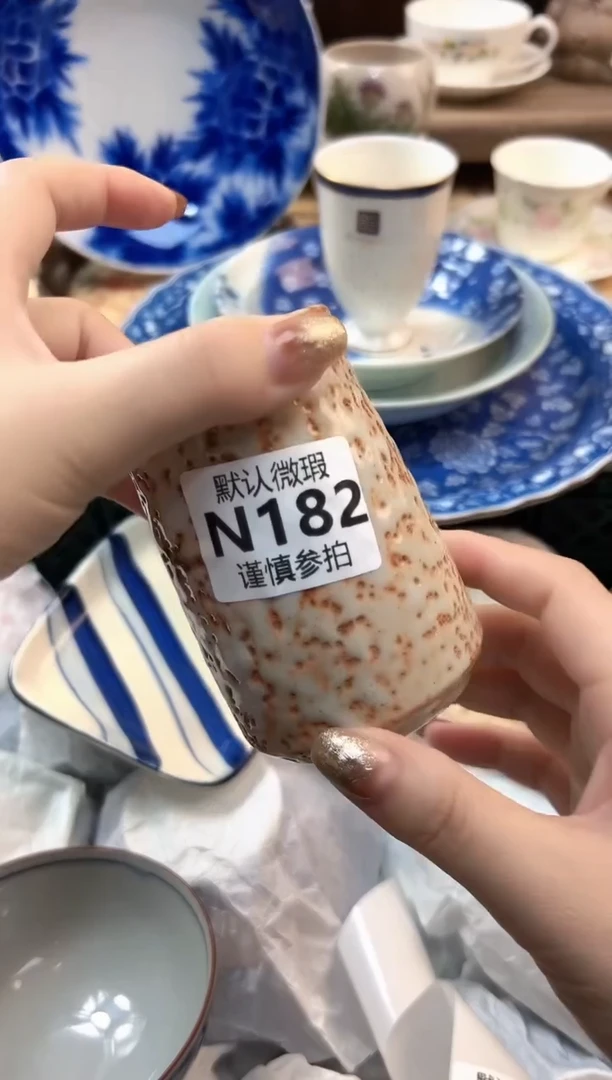 瓷片欢***6 182