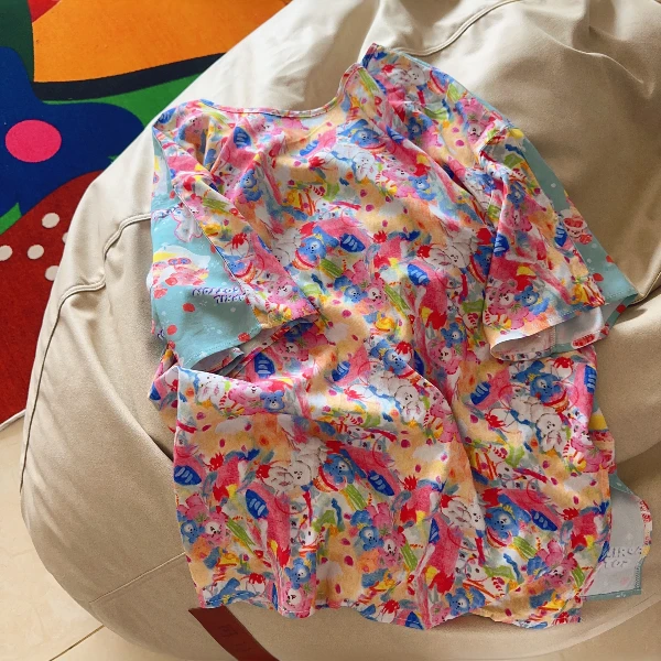 43生日小熊潮牌小众女款人造棉棉绸大版T恤宽松开叉双面可穿上衣