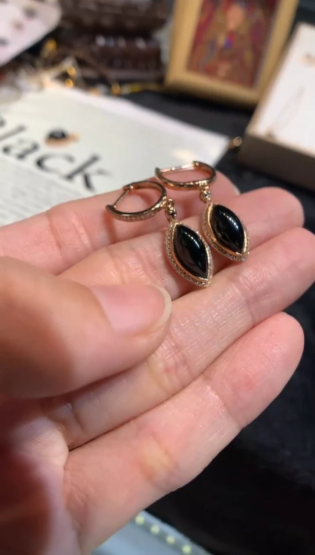 翡翠18K金镶嵌耳饰耳包