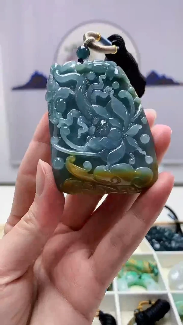 【闪购商品】定制翡翠未镶嵌5028zm-毛货挂件115