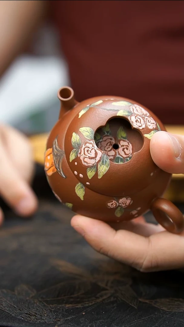 茶壶紫砂大 红皮龙花花壶150cc