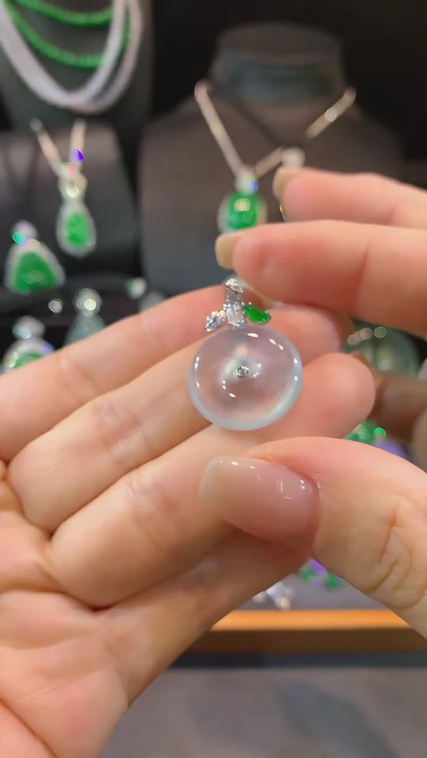 翡翠18K金镶嵌吊坠(不含链)吊坠