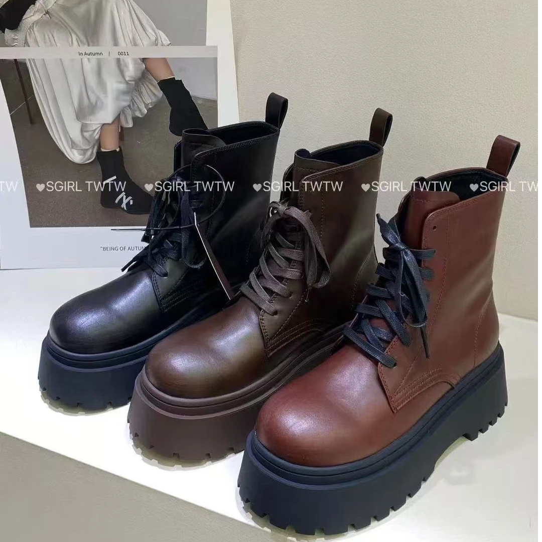 VV-50 SGIRL TWTW 复古厚底马丁靴女新款时尚增高休闲短靴机车靴
