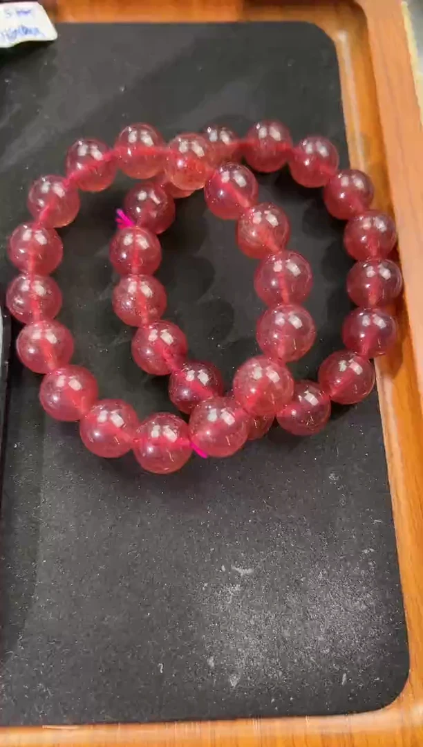 【闪购商品】石英质玉手串未镶嵌13+mm鸽血红草莓晶（多样性发其一）