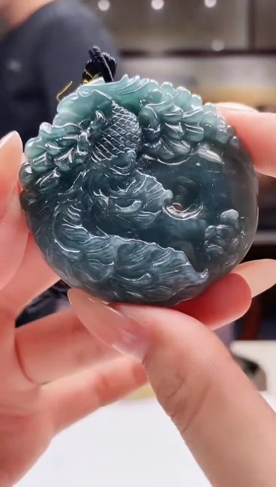 吊坠(不含链)未镶嵌翡翠65