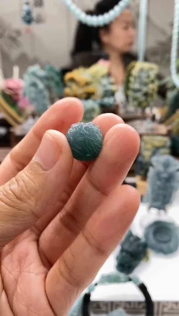 未镶嵌定制翡翠老***来翡翠毛货不退不换12.1