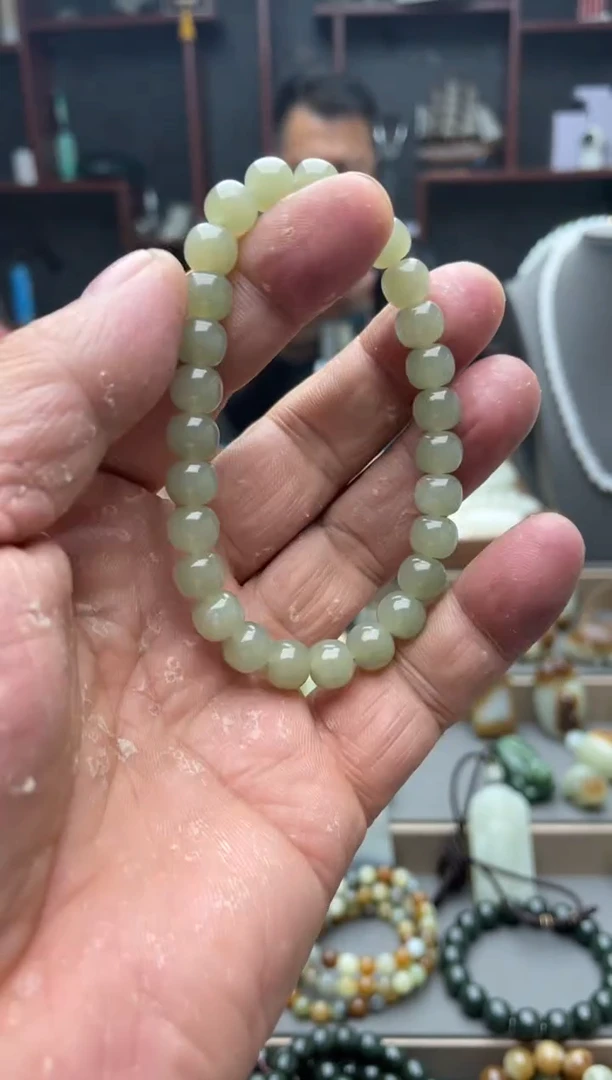 未镶嵌手串和田玉卡8