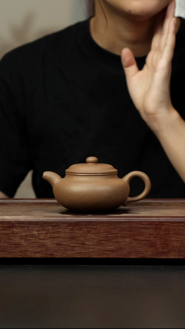 紫砂茶壶芝麻绿 仿古壶全手
