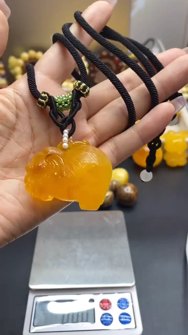 琥珀未镶嵌珠宝奇石268