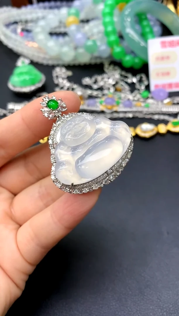 颈饰18K金镶嵌翡翠404-中国好珍宝