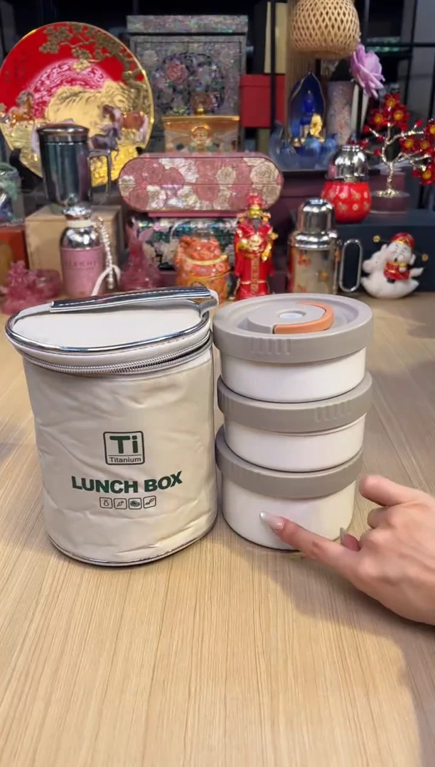 64纯钛保鲜碗套三+保温袋