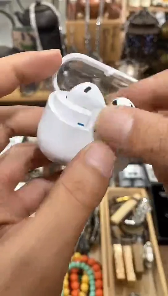瓷片闪购商品  如图所示