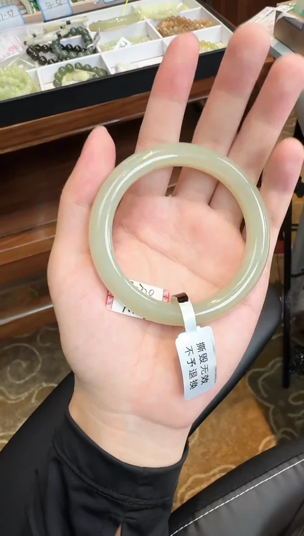 未镶嵌手镯和田玉59-ry273