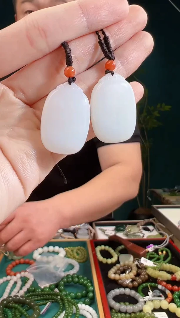 颈饰未镶嵌和田玉多样性发货 拍一单发一个