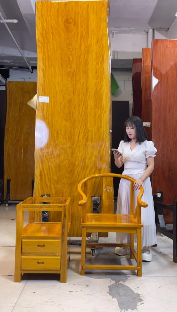 宇**杨【B9-012非洲楠木300*99*9.3+4客加黄柜体支架*2】