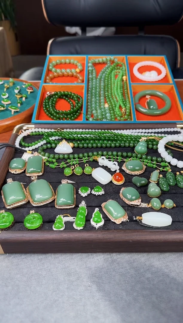 吊坠(不含链)未镶嵌和田玉1