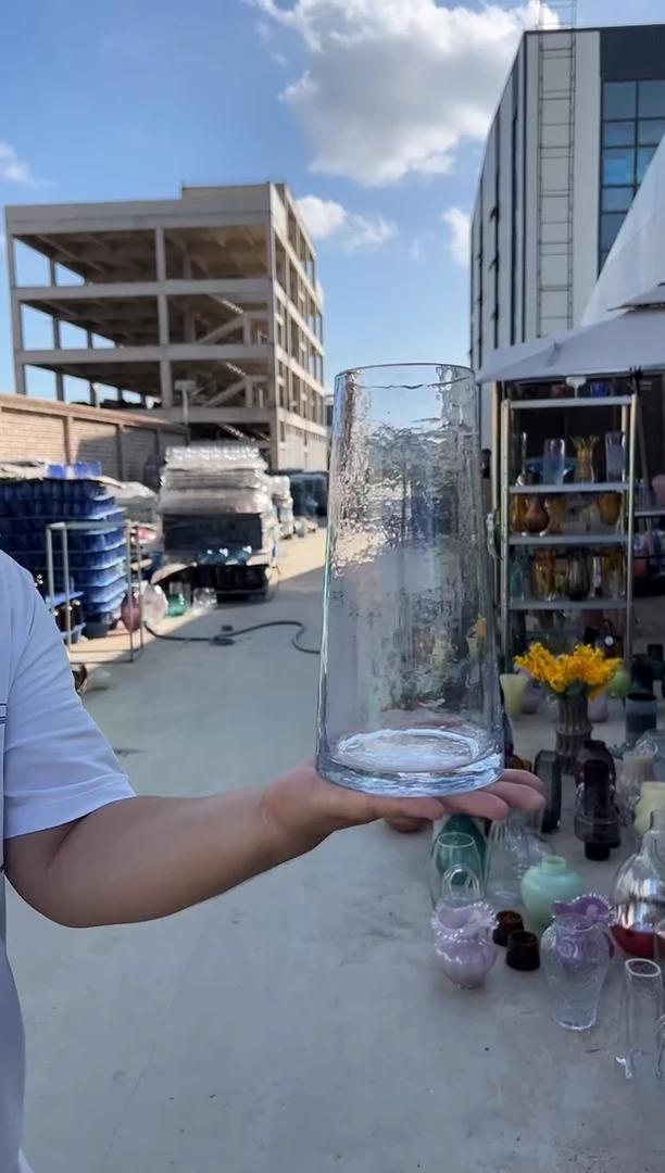 装饰家居的简约透明插花器